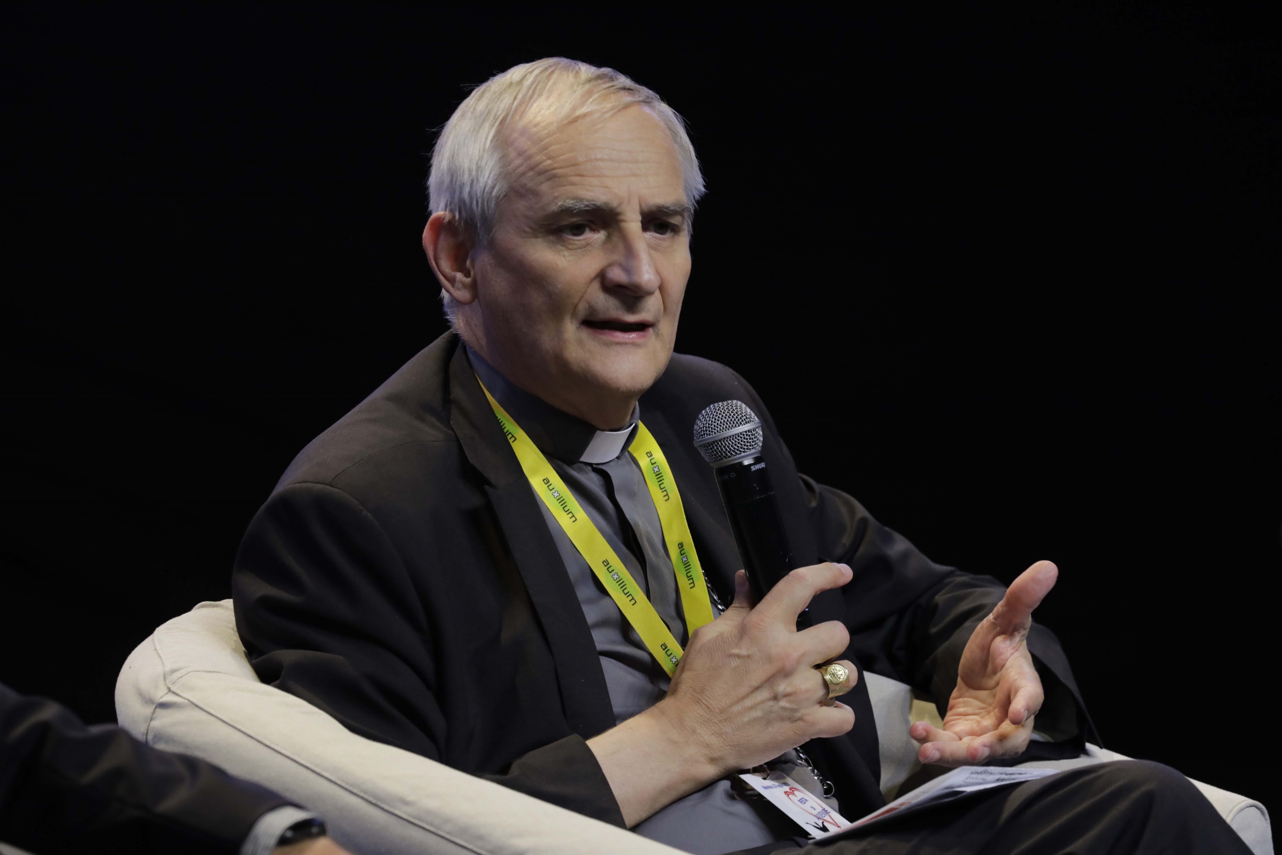 Gli auguri dalla Cooperativa Auxilium al cardinale Matteo Zuppi, nuovo presidente della CEI