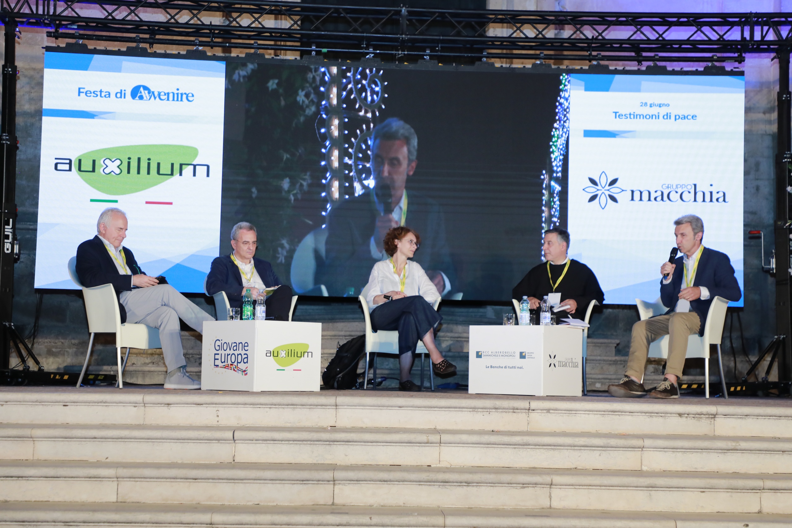 Festa di Avvenire e le testimonianze degli operatori di pace