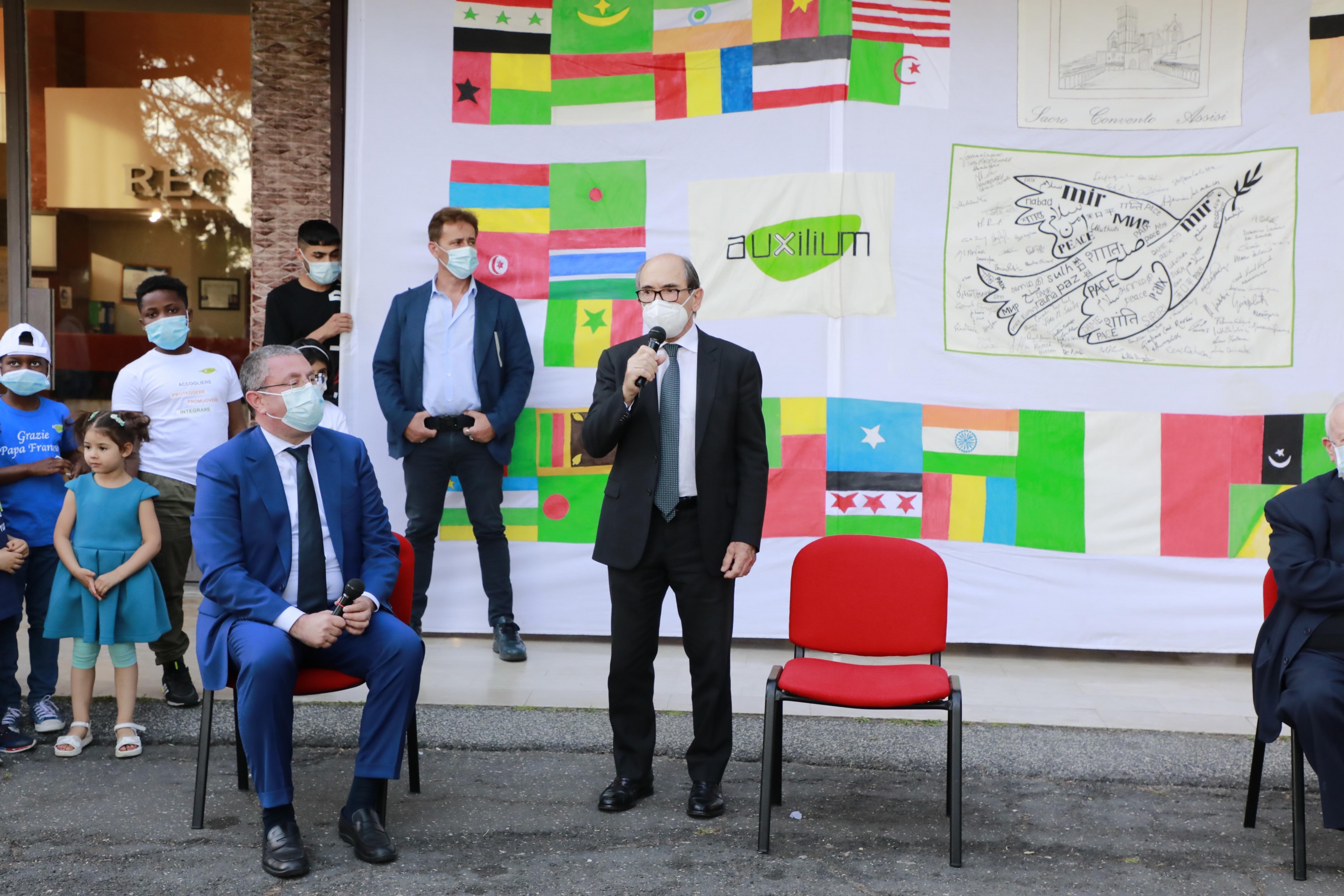 AGI, la solidarietà del Procuratore Cafiero de Raho, capo della DNA, ad Auxilium