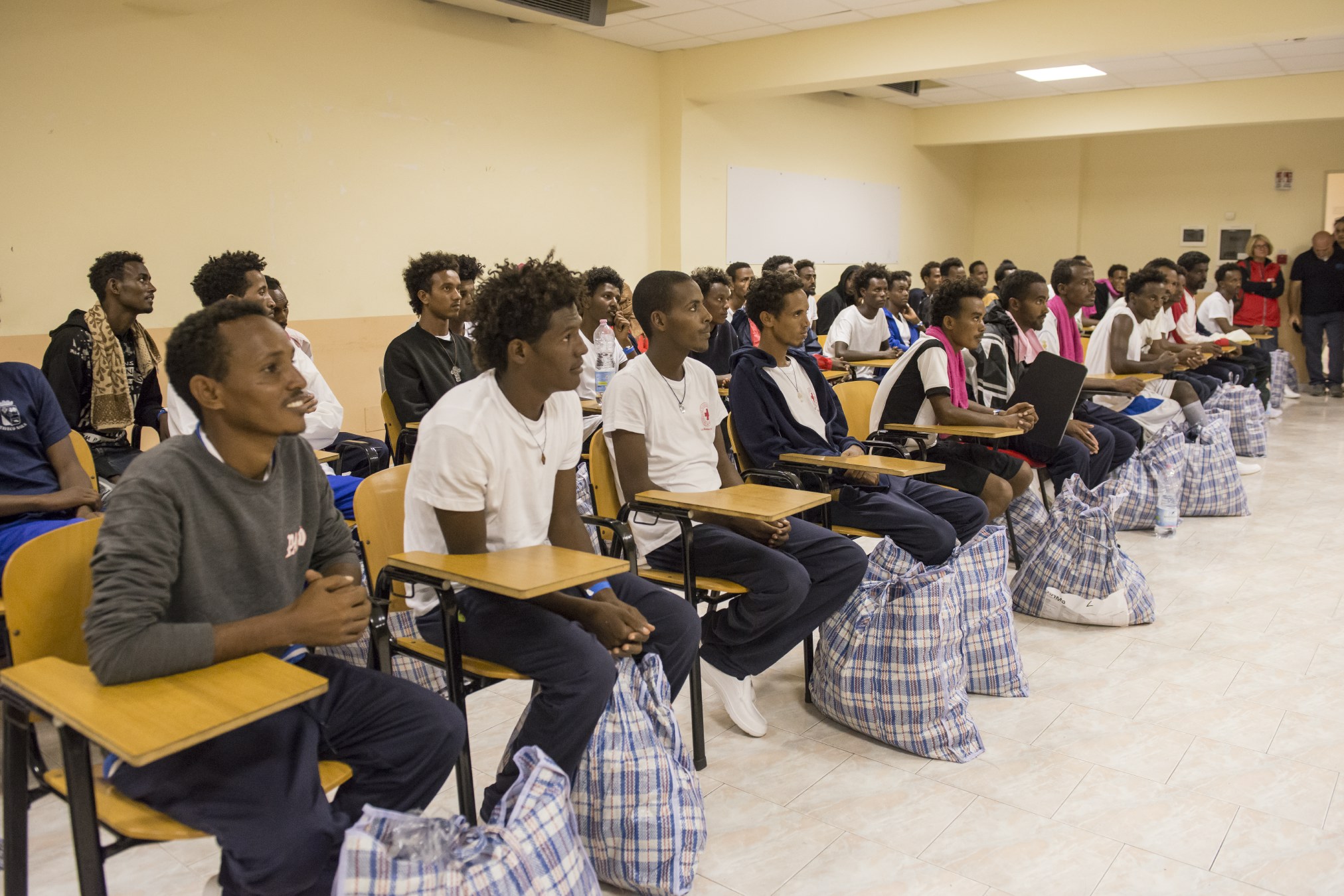 Avvenire, l'odissea dei migranti della Diciotti