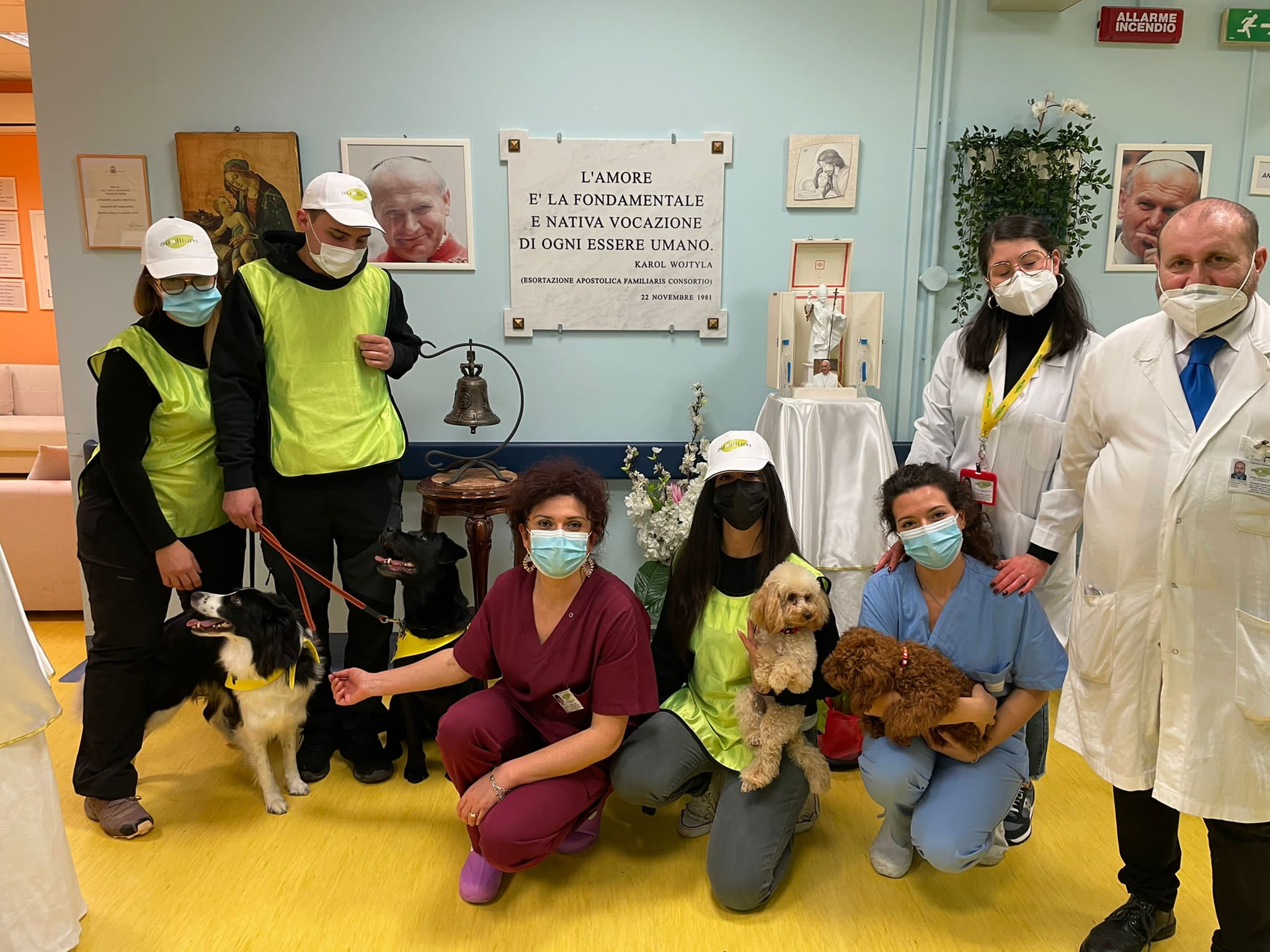 Pet Therapy nell'Hospice Karol Wojtyla di Minervino
