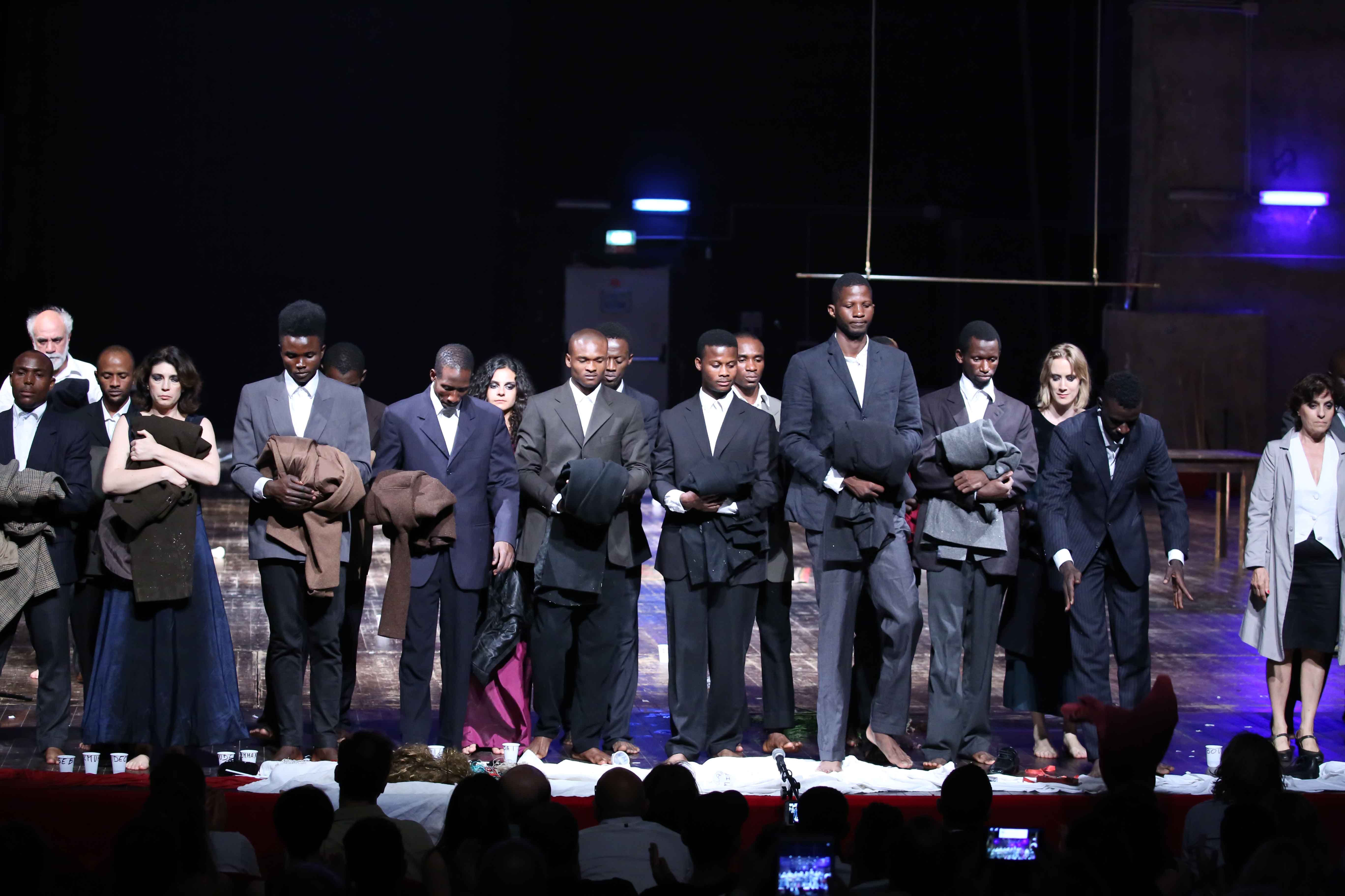 Il "Respiro" dei ragazzi del C.A.R.A., sul palco del Teatro Argentina