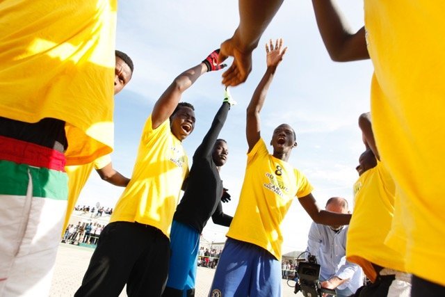Bari. Il calcio strumento per laccoglienza dei giovani migranti