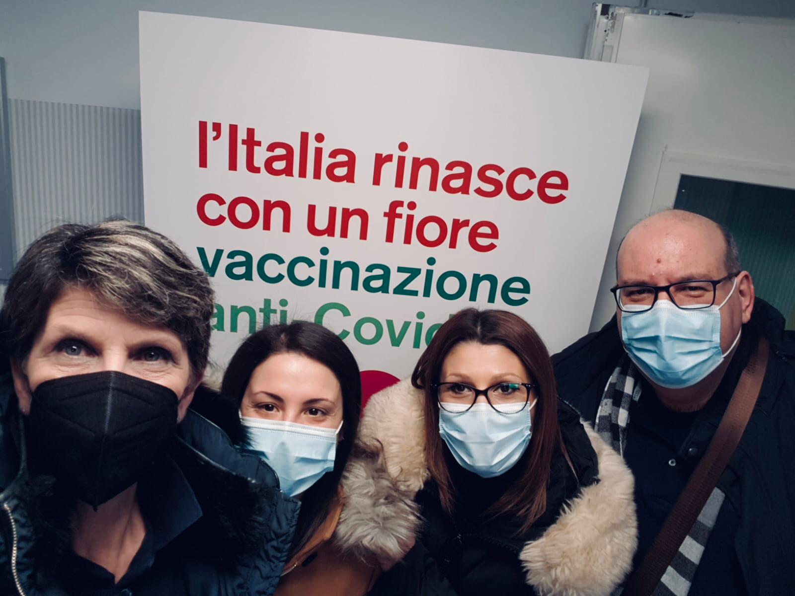 Gli operatori della Cooperativa Auxilium in Italia stanno aderendo alla campagna vaccinale anti-Covid.
